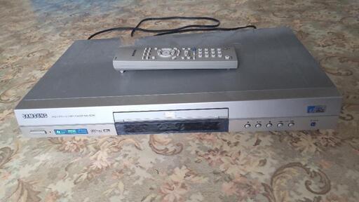 DVD プレーヤー