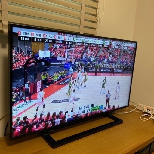 TOSHIBA 液晶カラーテレビ　40S10