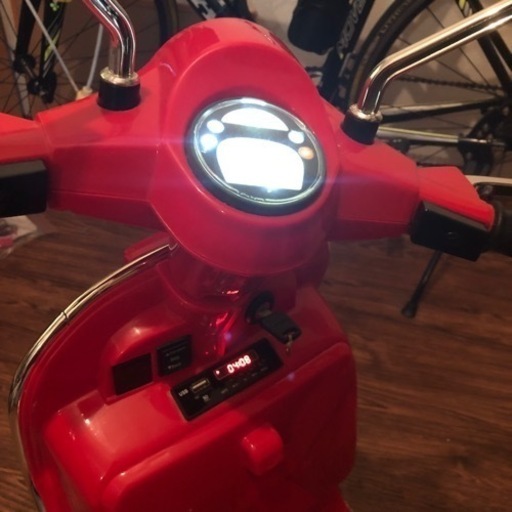 楽天市場】VESPA 二人乗りベスパ 子供用電動乗用バイクイタリア生まれ 