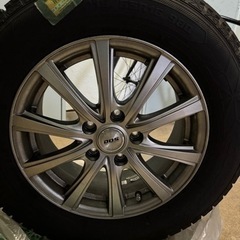 決まりました【4本セット】スタッドレスタイヤホイール付き
