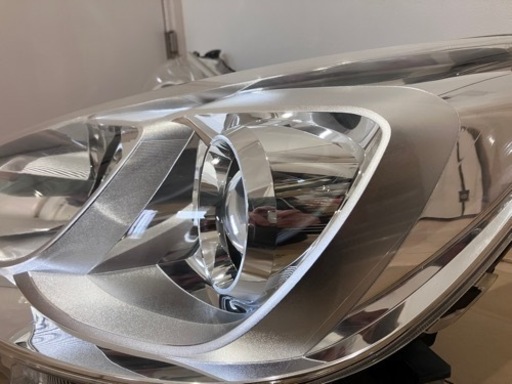 トヨタ アクア 中期 純正ヘッドライト左右セット NHP10 KOITO 52-291