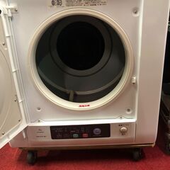 日立 衣類乾燥機 2017年モデル 6,0キロ 扉少し傷あり