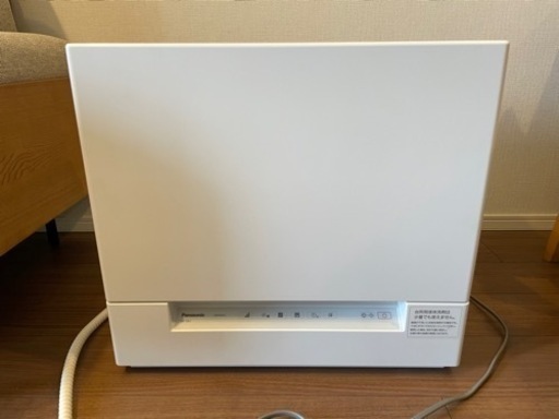 Panasonic\n 電気食器洗い乾燥機 NP-TSK1-W 2022年製