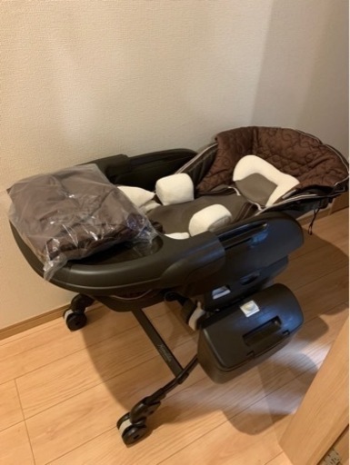 【受渡者決定しました】子供用品 ベビー用品 ベビーベッド、ベビーチェア