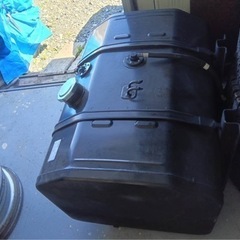 ISUZU 燃料タンク 300リッター ISUZU 燃料タンク 300リッター