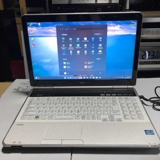 NECL ave Windows11core i7SSD美品
