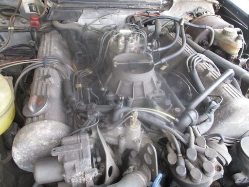 Mベンツ107-450SLC-50エンジンコンプリート づか