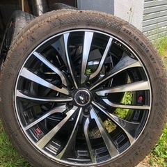 値下げ！　LEONIS 18x8J  PCD114.3 5穴