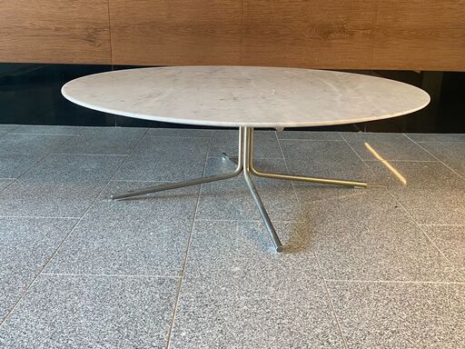 【決まりました】カッシーナ Cassina ジョリー ローテーブル 大理石天板