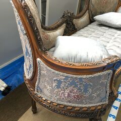 EA261)ソファー 2人掛け用 アンティーク調 エジプト輸入品 幅：約140cm 高さ：約89cm 奥行：約55cm 中古品【取りに来られる方限定】