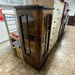 マホガニー？ダークブラウン コーナーキャビネット キュリオケース