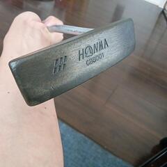 ゼクシオゴルフクラブセットとHONMA(⁠CB8001)パター。プーマゴルフバッグ付き。