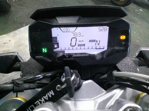 画像クリックで拡大できます  BMW G310R 黒/白 車検予備検対応車 エンジン始動動画 半額配送キャンペーン 期間限定 現状渡し諸経費￥0- 横浜 P-Yard 045-507-6300_画像1 BMW G310R 黒/白 車検予備検対応車 エンジン始動動画 半額配送キャンペーン 期間限定 現状渡し諸経費￥0- 横浜 P-Yard 045-507-6300_画像2 BMW G310R 黒/白 車検予備検対応車 半額配送キャンペーン 期間限定 現状渡し諸経費￥0- 横浜 P-Yard 画像クリックで拡大できます BMW G310R 黒/白 車検予備検対応車