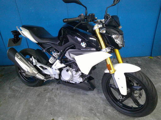 画像クリックで拡大できます  BMW G310R 黒/白 車検予備検対応車 エンジン始動動画 半額配送キャンペーン 期間限定 現状渡し諸経費￥0- 横浜 P-Yard 045-507-6300_画像1 BMW G310R 黒/白 車検予備検対応車 エンジン始動動画 半額配送キャンペーン 期間限定 現状渡し諸経費￥0- 横浜 P-Yard 045-507-6300_画像2 BMW G310R 黒/白 車検予備検対応車 半額配送キャンペーン 期間限定 現状渡し諸経費￥0- 横浜 P-Yard