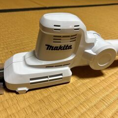 【新品】Makita(マキタ) 充電式 10.8V ポールバリカン MUN300LDZ 本体のみ（バッテリ、充電器別) ※飯田市近郊 直接引取り可能な方限定です。