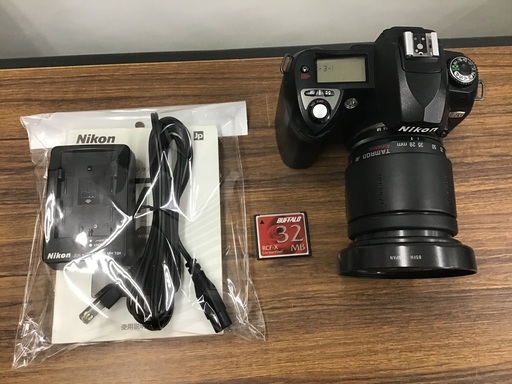 Nikon デジタル一眼レフ D70