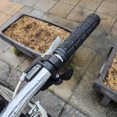 クロスバイク　７００ｘ２８ｃ　7変速　フレーム　アルミ　配達可能