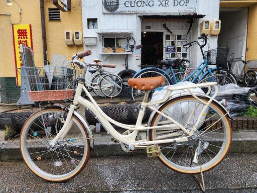 子ども用　自転車　２０インチ　カゴ　自動ライト　付き　白　配達可能