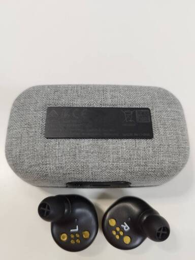 SENNHEISER MOMENTUM True Wireless イヤホン