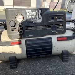 マキタエアコンプレッサAC1201