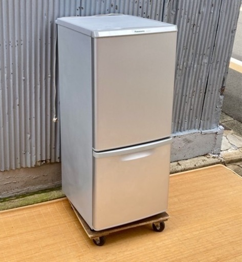 Panasonic 138L冷蔵庫　NR-B149W-S