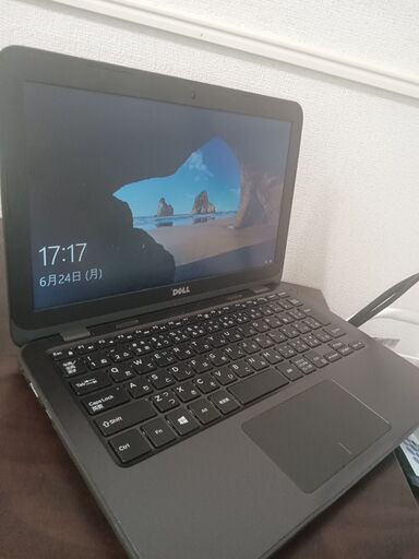 格安DELL　2018年モデル　EMMC　メモリ4G 　薄型軽量　カメラ内蔵　持ち運び　Wifi対応