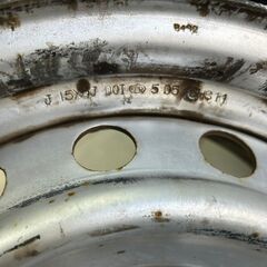 【117】	195/80R15	ノーマル(サマータイヤ)	4	本セット	2022	年製	ミシュラン MICHELIN	AGILIS3