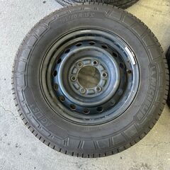 【117】	195/80R15	ノーマル(サマータイヤ)	4	本セット	2022	年製	ミシュラン MICHELIN	AGILIS3