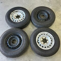 【117】	195/80R15	ノーマル(サマータイヤ)	4	本セット	2022	年製	ミシュラン MICHELIN	AGILIS3
