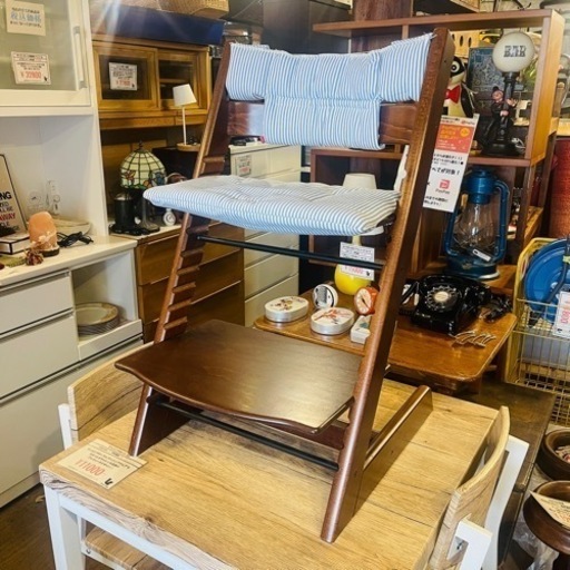 《売約済》【武蔵小山店】　ストッケ  ベビーチェア 子供椅子 椅子 TRIPP TRAP トリップトラップ STOKKE ダイニング クラシッククッション　クッション　付き　育児 子供 幼児 おしゃれ ホワイト ホワイトウォッシュ 品川区 リサイクルショップ ランバールーム 武蔵小山店 武蔵小山パルム 戸越銀座