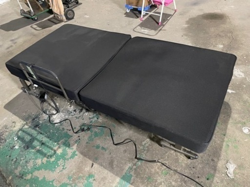 電動ベット シングル 美品 家具 オフィス用家具 机 - 机 電動ベット シングル 美品 家具 オフィス用家具 机 - 机
