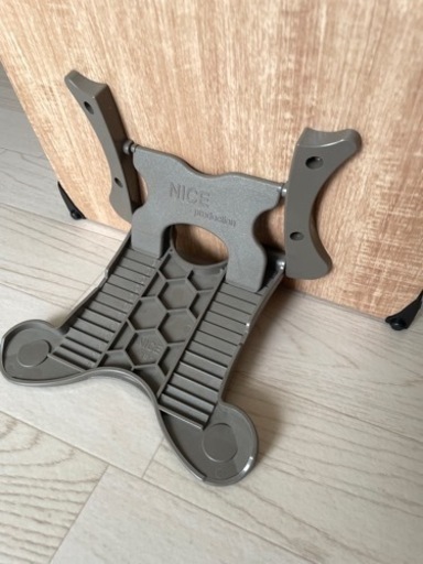 ブックスタンド 13段階調節 (337mm x 240mm) 譜面台　書見台