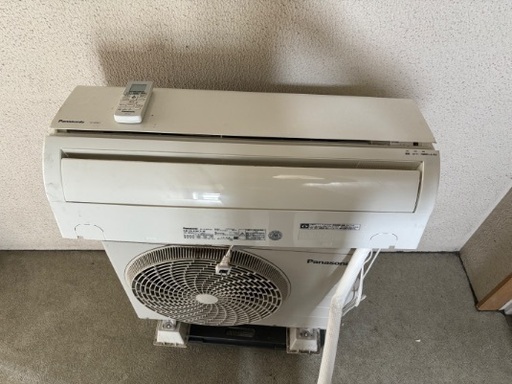 Panasonic エアコン 2.2kw おもに6畳用