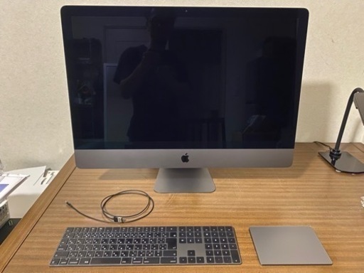 iMac Pro (2017) — Magic Trackpad
