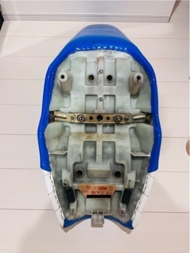 GSX400 インパルス？ 3段シート 急ぎ！！インパルス400 チョビ三段