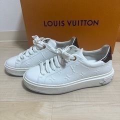 LOUIS VUITTON美品スニーカー