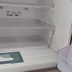 持ち帰りとか 冷蔵庫 三菱 335 L 別館においてます