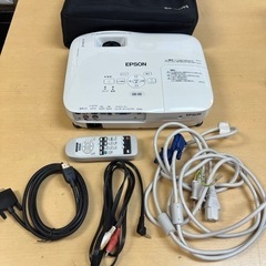 プロジェクター　EPSON EB-X8 付属品あり　80076