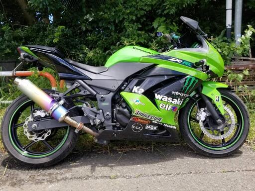 暑さに負けじとお値下げ！　Kawasaki　カワサキ　NINJA250R　EX250K　ZXR250　250R　風　ニンジャ　鍵あり　書類有　実働　さいたま市桜区発