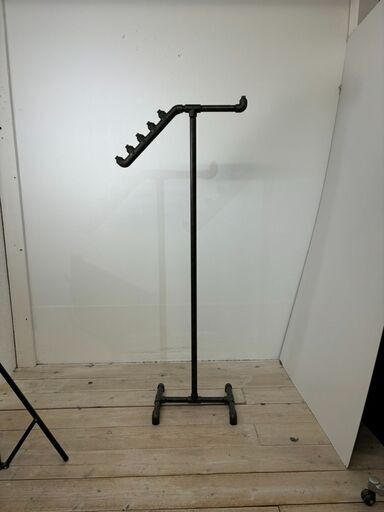 オーダーメイド品アンティーク傾斜ハンガーラック
