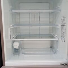 店長値引き★ジモティ割あり★ TOSHIBA 冷蔵庫 330L 16年製 動作確認／クリーニング済み TJ6961