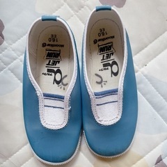 16cm沼津学園幼稚園外靴(4月購入)