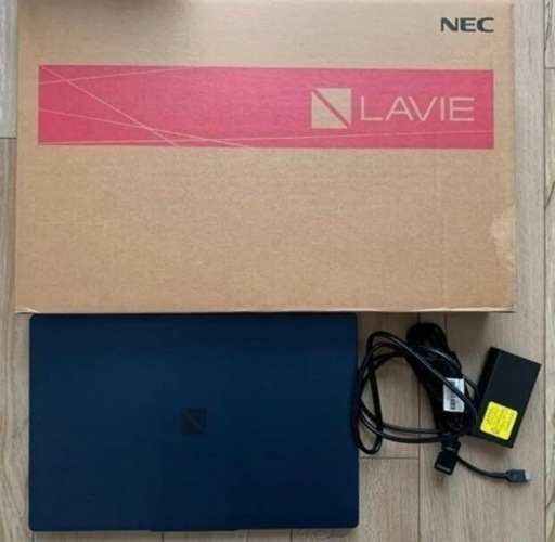 ほぼ未使用！NEC ノートパソコン　SLIM　袋など全て揃ってます