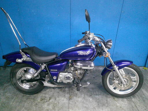 HONDA マグナ50 青 自賠責保険加入で乗れます 半額配送キャンペーン