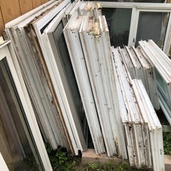 中古アルミサッシ樹脂サッシまとめて