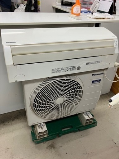 A2406-858 Panasonic ルームエアコン CS-229CJ-W 2019年製 リモコンあり 6畳用 エアコンガス残量不明 ポンプダウン実施済 エアコンフィルター用清掃必要 取付工事はお客様で手配してください