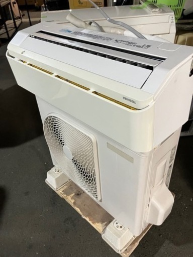 I2406-862 TOSHIBA ルームエアコン 2018年製 RAS-E225E6R I2406-862 TOSHIBA ルームエアコン 2018年製 RAS-E225E6R