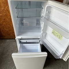 F2104 SHARP 2018年 137L