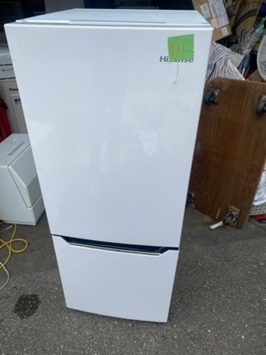 NO 191 福岡市内配送設置無料✨　2019年 ハイセンス 冷蔵庫 幅48cm 150L パールホワイト HR-D15C 2ドア 右開き 自動霜取り コンパクト