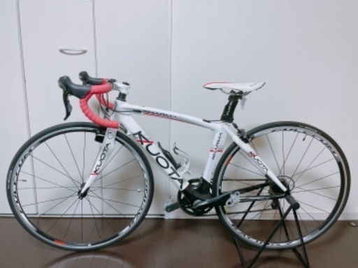 KUOTA KHARMA カルマ　ホワイトレッド　ロードバイク
